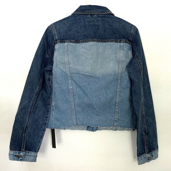 BLANK NYC Denim Jacket Womens Size Small Two Tone Blue Fray Hem NWT - Picture 7 of 10